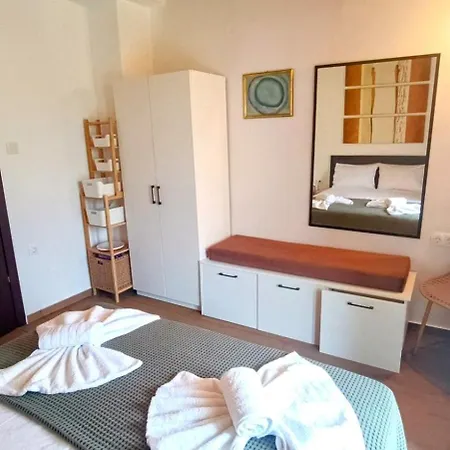 Tatil Evi Trikorfo Seacret Gerakini